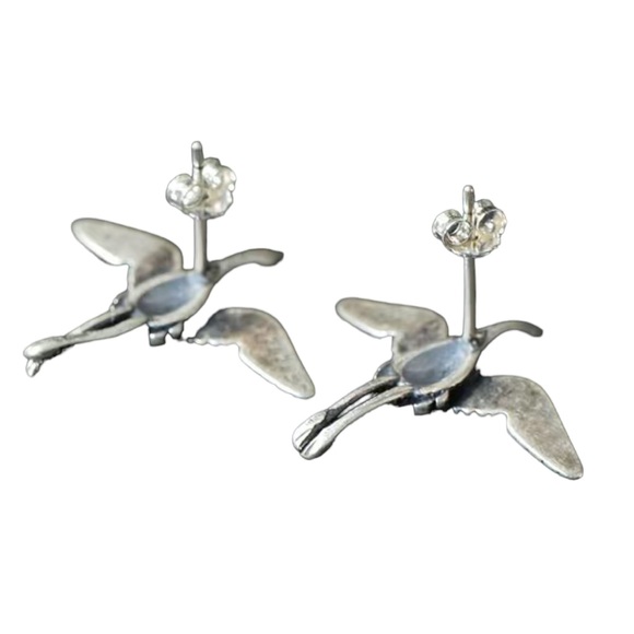 Crane Design Silver Stud Earrings - Picture 4 of 10